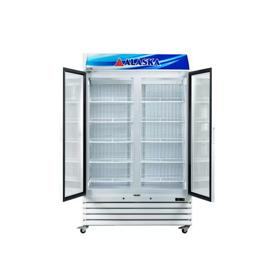 Dung tích 700 lít của tủ đông làm không gian lưu trữ rộng rãi